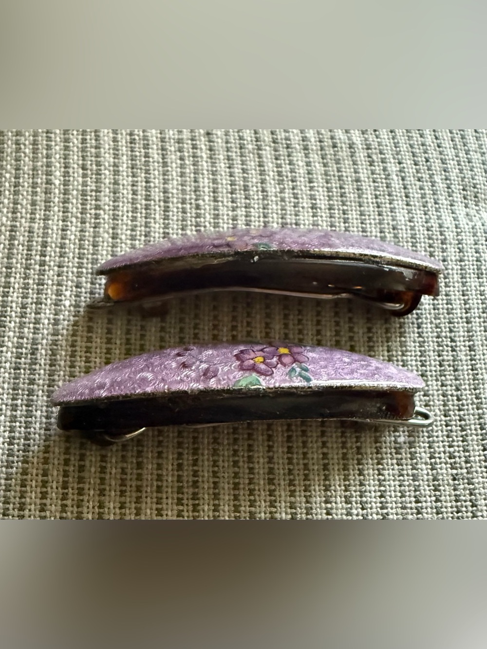 2 Guilloché Enamel vintage Pastel Purplish Pink Floral Hair Barrettes on acrylic - Picture 6 of 7